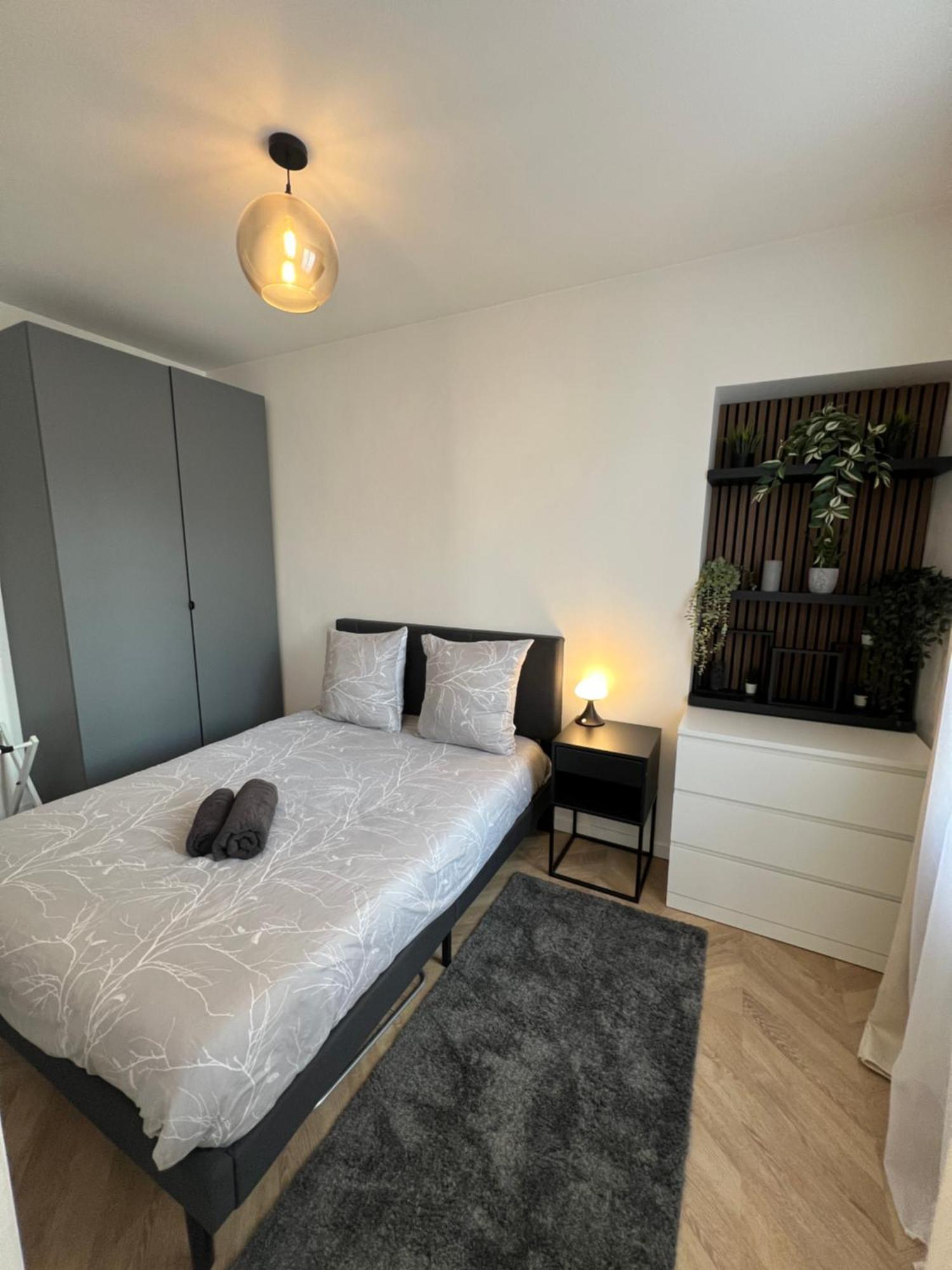 Superbe Neuf 2 Pieces Vincennes Pte De Paris Apartment