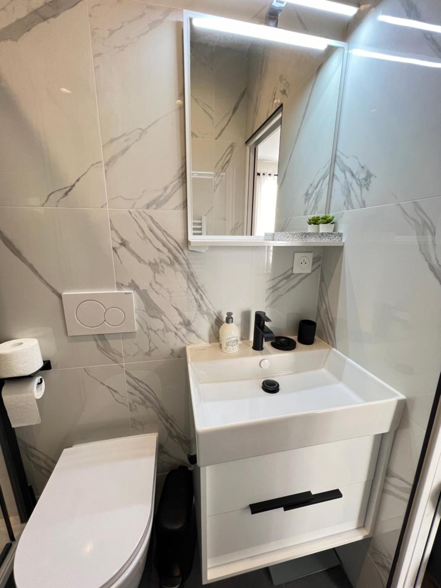 Apartment Superbe Neuf 2 Pieces Vincennes Pte De Paris Montreuil (Seine-Saint-Denis)