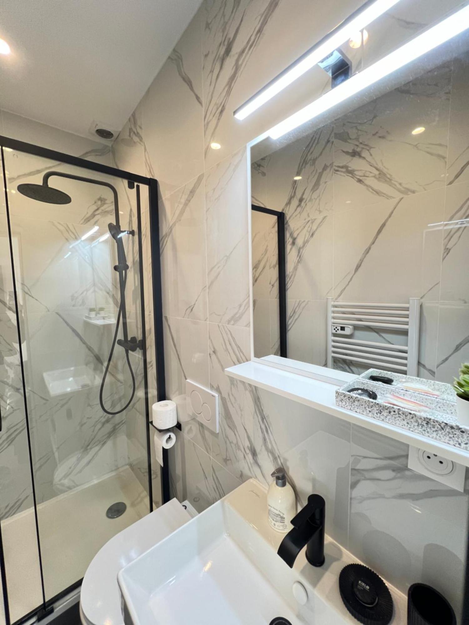 Superbe Neuf 2 Pieces Vincennes Pte De Paris Apartment *