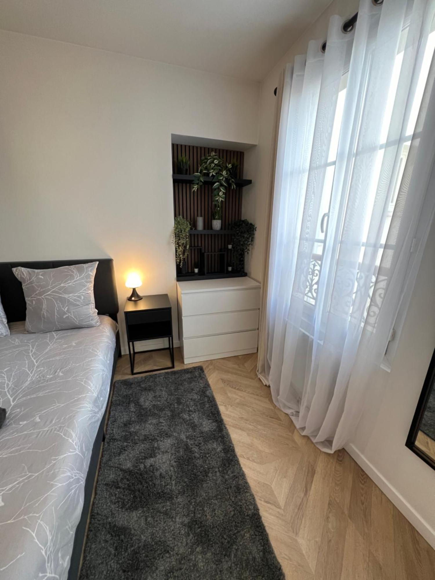 Apartment Superbe Neuf 2 Pieces Vincennes Pte De Paris *